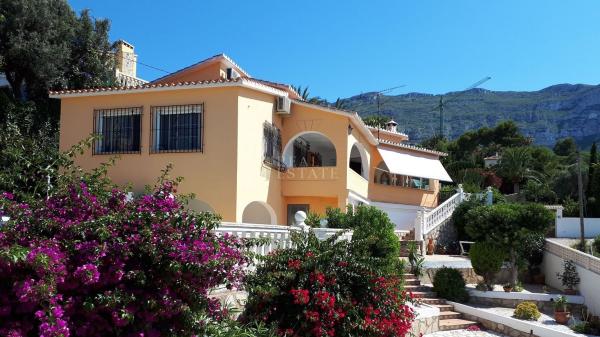 Independent chalet for sale in Casa o chalet en El Montgó, Denia, Denia
photo 1