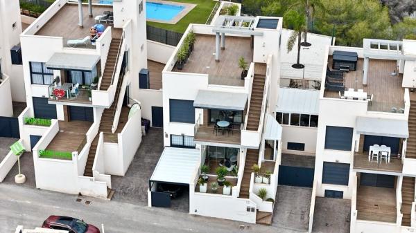 Venta de piso en Piso en Centro, San Miguel de Salinas, San Miguel de Salinas
thumbnail 1