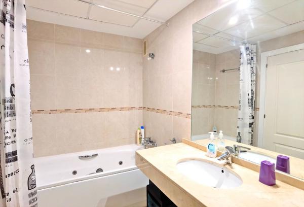 Duplex for sale on Dúplex en Calle Pagell Mascarat, 3, Zona de Mascarat, Altea, Altea thumbnail 1