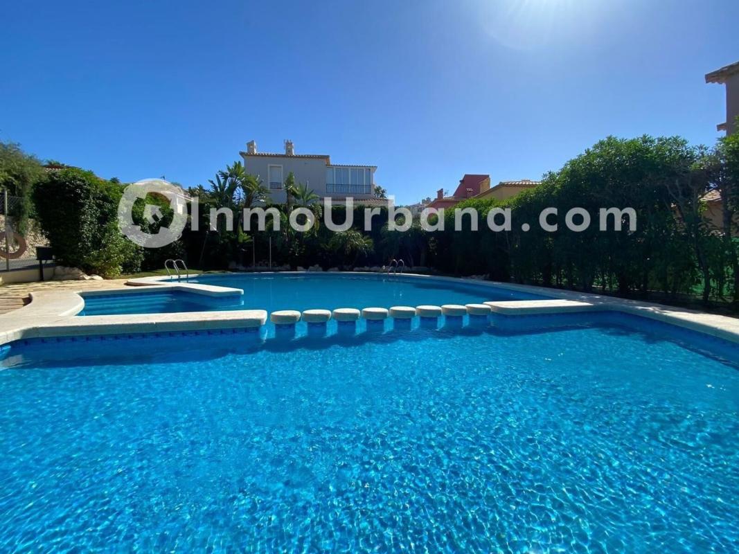 Propiedades en venta y alquiler en España photo 1