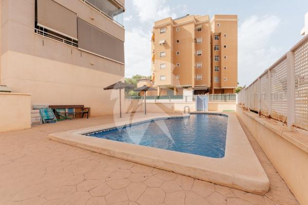 Venta de piso en Piso en Avenida de l'Altet, Zona Deportiva-Nuevo Altabix, Elche / Elx, Elche / Elx
photo 1