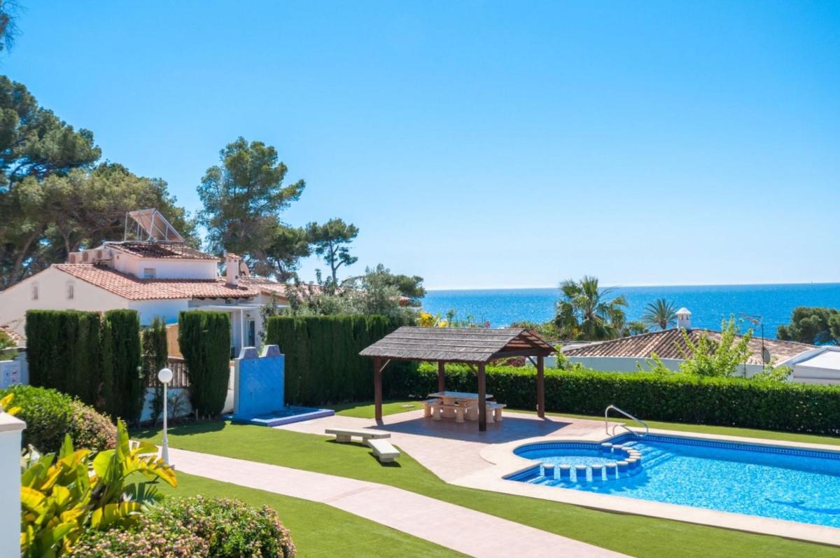 Продажа квартиры на Piso en Pinar de Advocat-Cometa, Moraira, Морайра
 photo 3