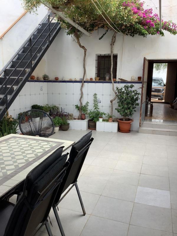 Properties for sale and rent in Spain photo 1