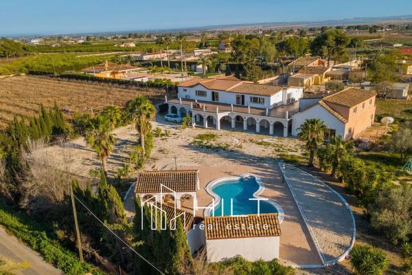Casa o chalet independiente en Desamparados-Hurchillo-Torremendo, Orihuela photo 1