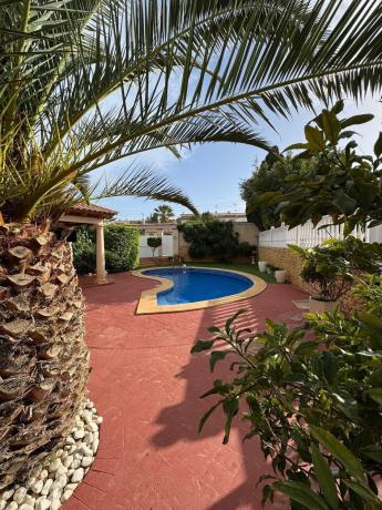 Casa o chalet independiente en Avenida de Torrevieja, Los Balcones - Los Altos del Edén, Torrevieja photo 4