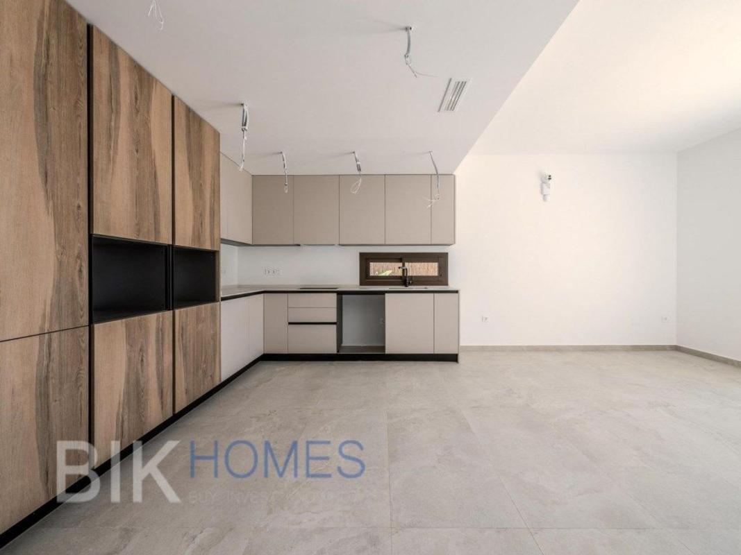 Properties for sale and rent in Spain photo 2