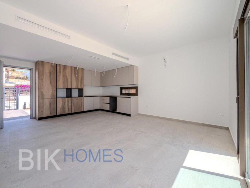 Properties for sale and rent in Spain photo 5