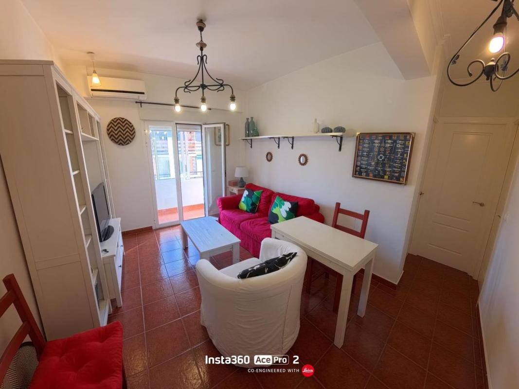 Venta de piso en Piso en Calle Fiscal Miguel Gutiérrez Carbonell, Plà del Bon Repòs-La Goteta, Alicante / Alacant, Alicante / Alacant
photo 2