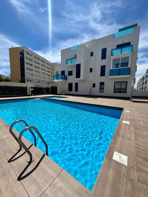 Sale of apartment in Piso en Calle la Calera, 22, Avenida Habaneras - Curva de Palangre, Torrevieja, Torrevieja
photo 1