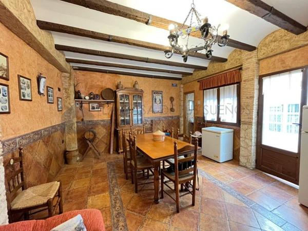 Independent chalet for sale in Calle Canalejas, Sax
photo 1