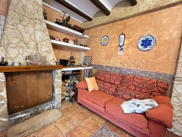 Independent chalet for sale in Calle Canalejas, Sax
thumbnail 2
