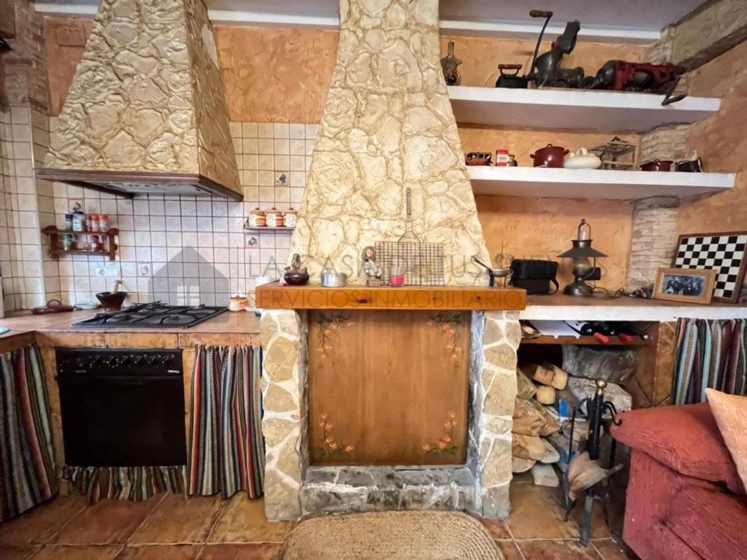 Продажа отдельного шале в Calle Canalejas, Сакс photo 4