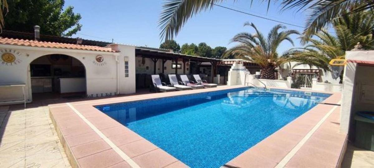 Sale of independent chalet in Sax, Sax
photo 3
