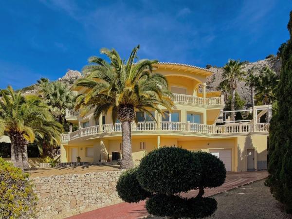 Independent chalet for sale in Calle Noruega-a.h, 470, Altea
 photo 2