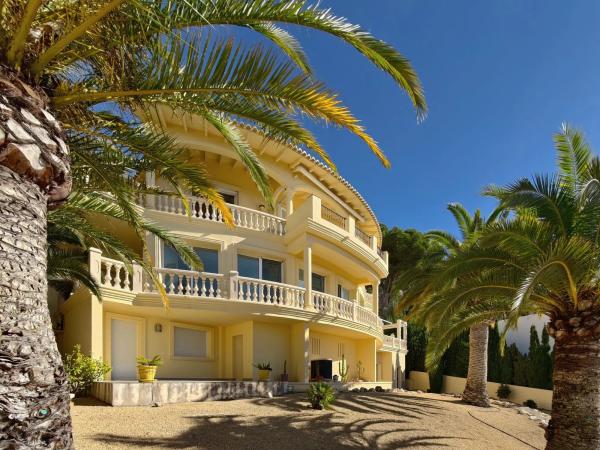 Independent chalet for sale in Calle Noruega-a.h, 470, Altea
 photo 3
