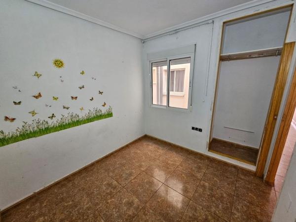 Mieszkanie na sprzedaż w  Piso en Calle la Calera, El Molino, Torrevieja, Torrevieja photo 4