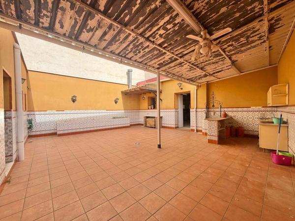 Chalet wolnostojący na sprzedaż w Playa del Cura , Torrevieja photo 1