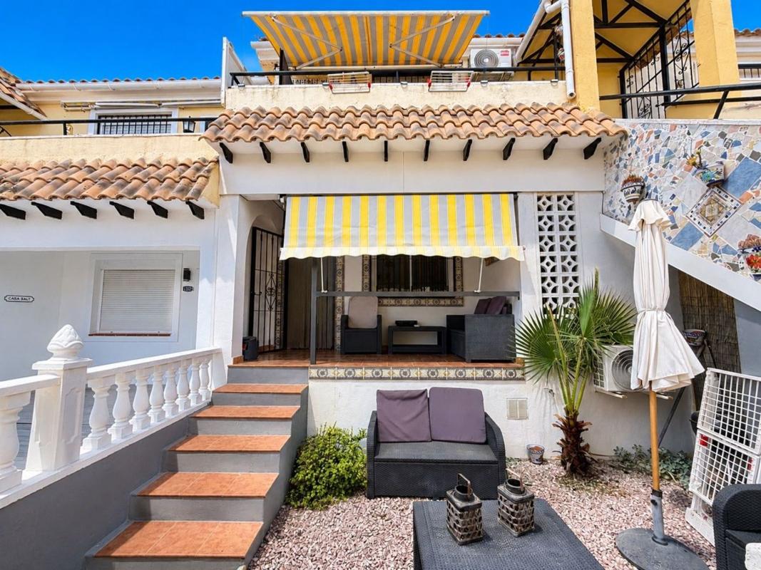 Продажа квартиры на Piso en Calle Río Wagner, Las Filipinas, Orihuela, Ориуэла
 photo 2
