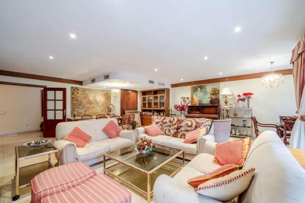 Продажа квартиры на Piso en Avenida del Doctor Gadea, Centro Tradicional, Alicante / Alacant, Аликанте / Алакант
photo 1