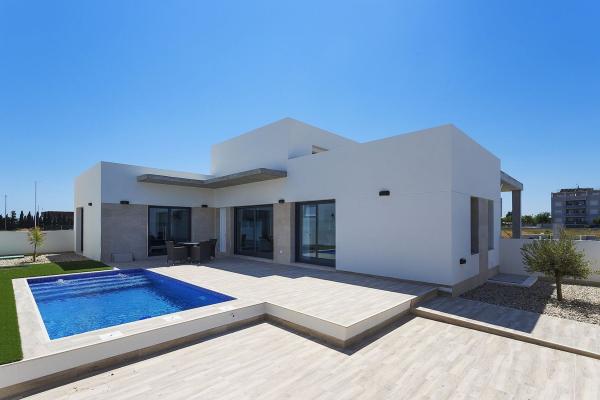 Частный шале на продаже в Casa o chalet en Formentera del Segura, Форментера дель Сегура photo 1