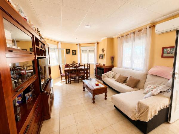 Casa de pueblo en La Siesta - El Salado - Torreta, Torrevieja thumbnail 2