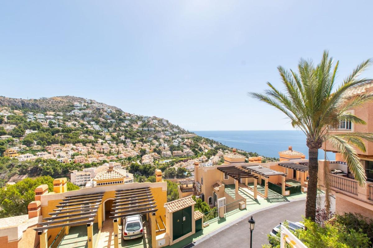 Properties for sale and rent in Spain photo 2