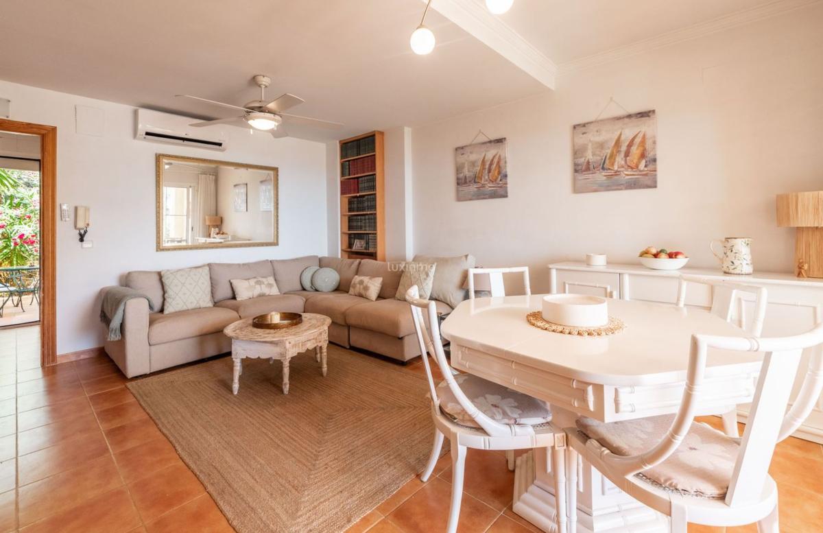 Properties for sale and rent in Spain photo 4