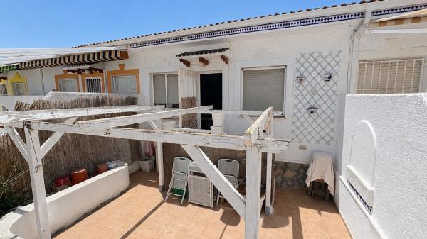 Chalet pareado en Calle Número Dos, 2524, Pueblo Bravo, Rojales photo 1