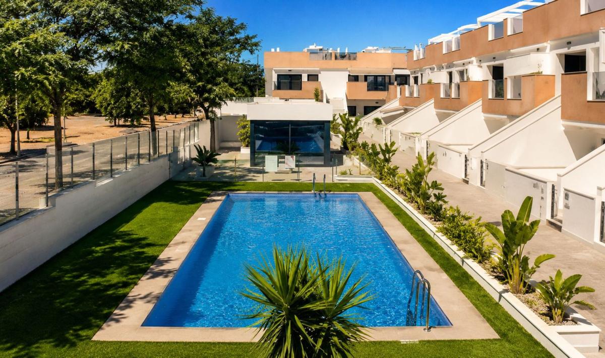 Propiedades en venta y alquiler en España photo 1