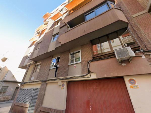 Venta de piso en Piso en Calle València, 71, Carolinas Bajas, Alicante / Alacant, Alicante / Alacant
thumbnail 3