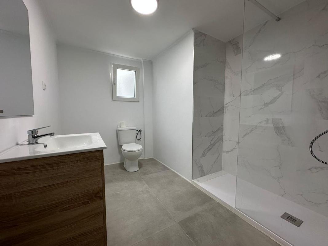 Venta de piso en Piso en Calle Espronceda, Carolinas Bajas, Alicante / Alacant, Alicante / Alacant
photo 4