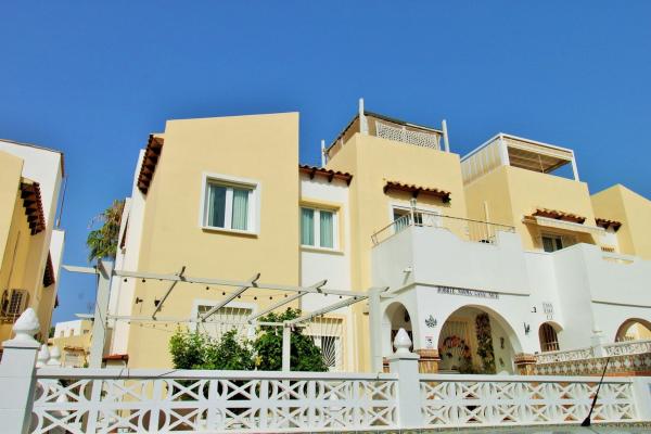 Продажа квартиры на Piso en Calle Richard Wagner, Las Filipinas, Orihuela, Ориуэла
photo 1