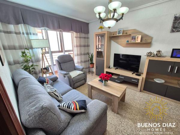 Venta de piso en Piso en Calle Diagonal, Los Ángeles, Alicante / Alacant, Alicante / Alacant
photo 1
