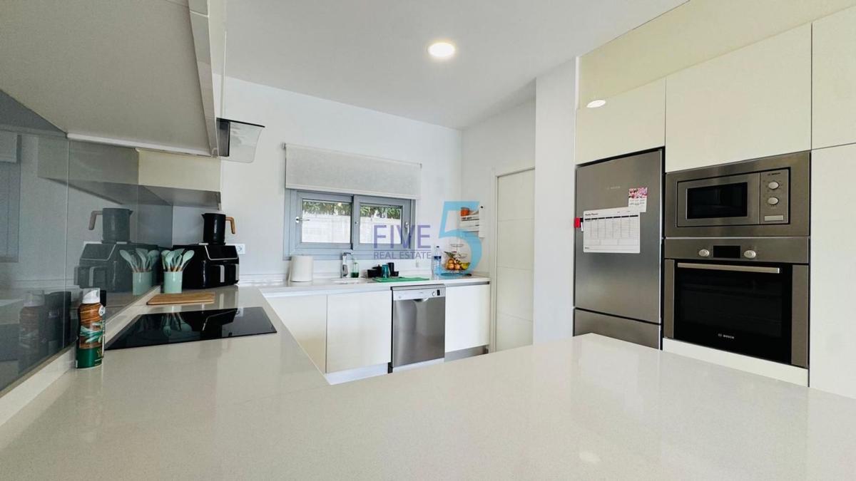 Продажа отдельного шале в Casa o chalet en Desamparados-Hurchillo-Torremendo, Orihuela, Ориуэла photo 3