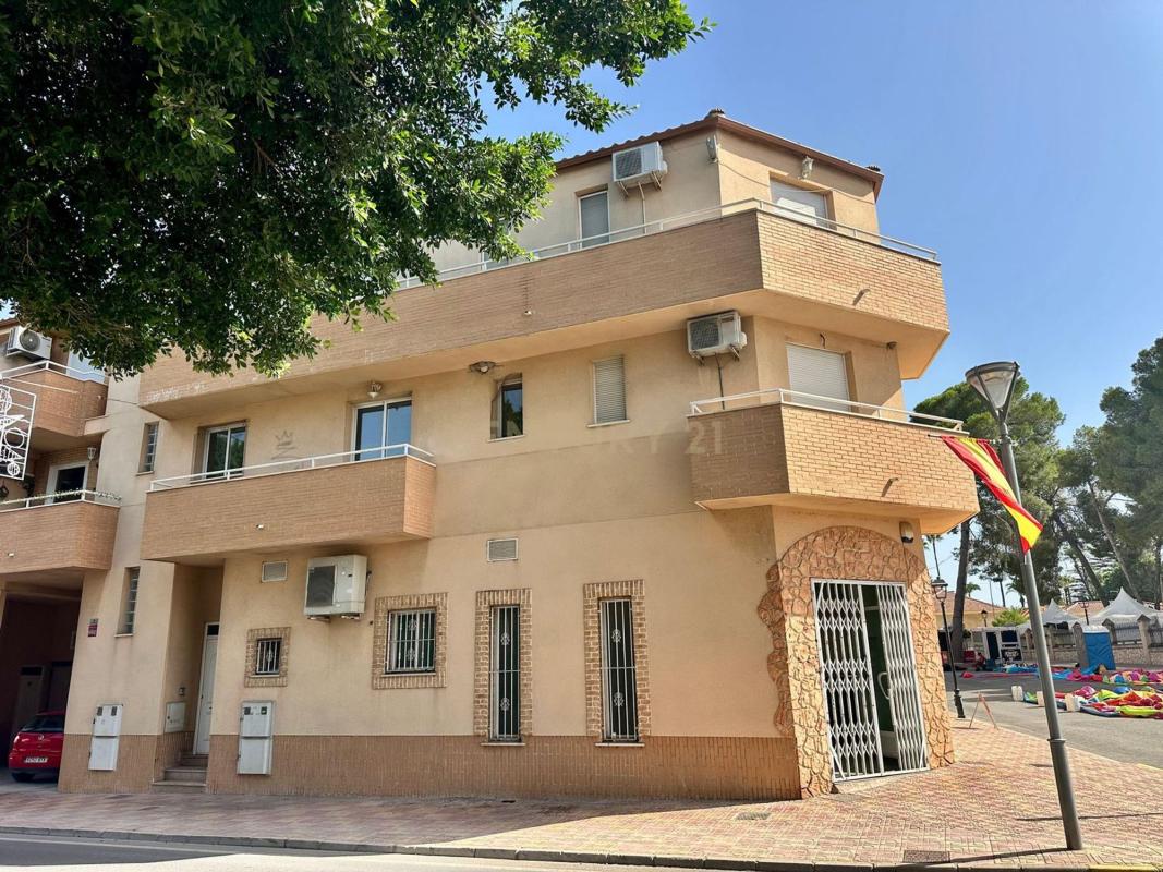 Properties for sale and rent in Spain photo 4