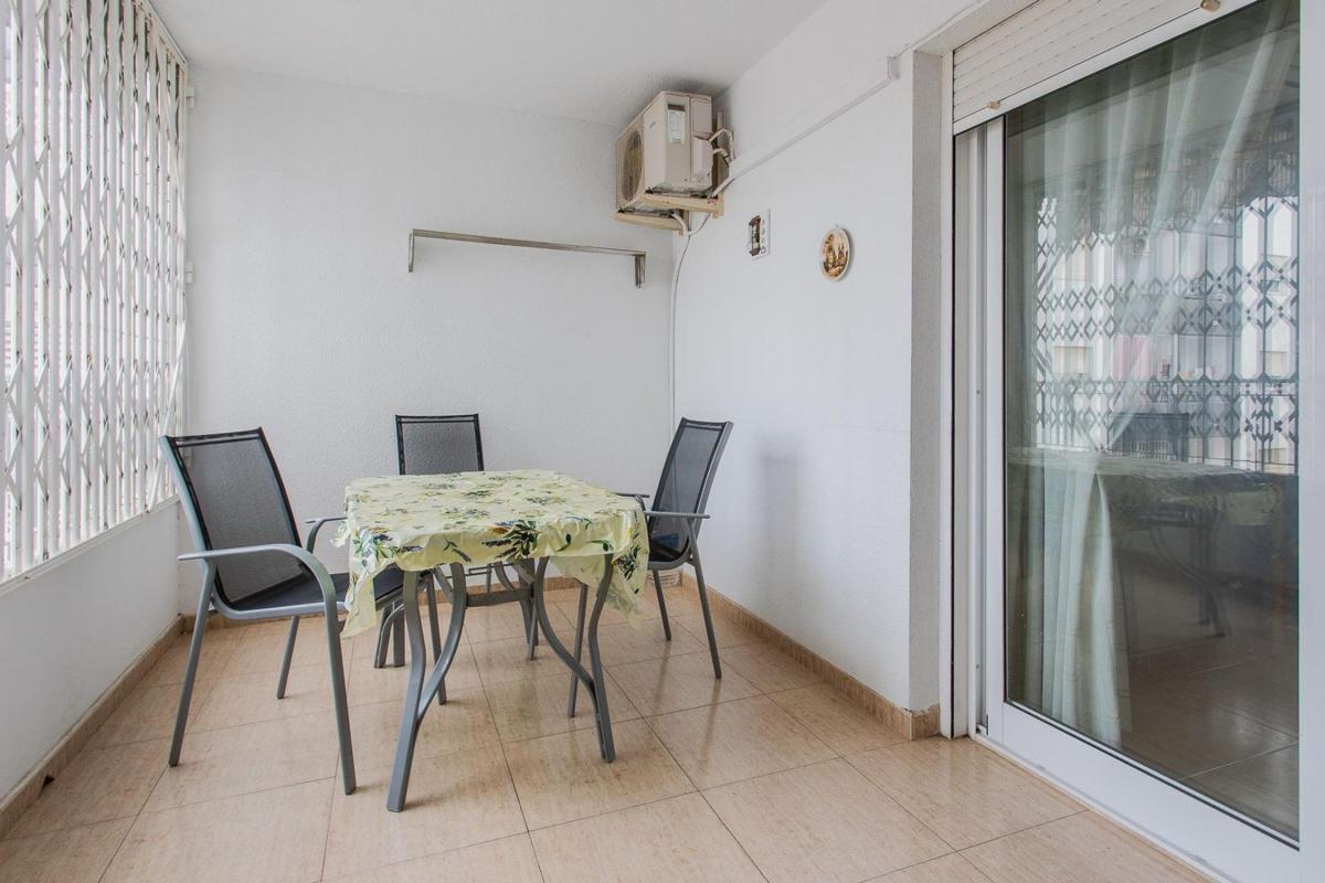 Sale of apartment in Piso en Calle San Emigdio, El Molino, Torrevieja, Torrevieja
photo 3
