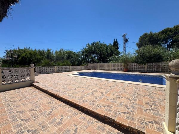 Rustic farm for sale in Finca rústica en Dolores , Dolores thumbnail 1