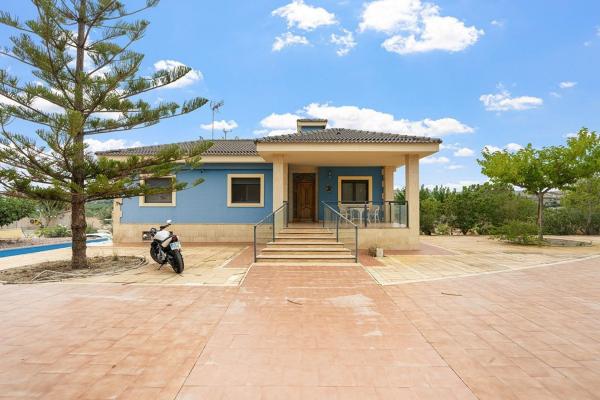 Casa o chalet independiente en Calle Sierra Ventós, Rebolledo photo 4