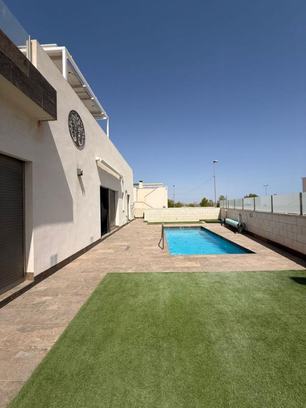 Продажа отдельного шале в  Casa o chalet en Villamartín, Orihuela, Ориуэла photo 3
