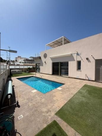 Частный шале на продаже в  Casa o chalet en Villamartín, Orihuela, Ориуэла photo 4