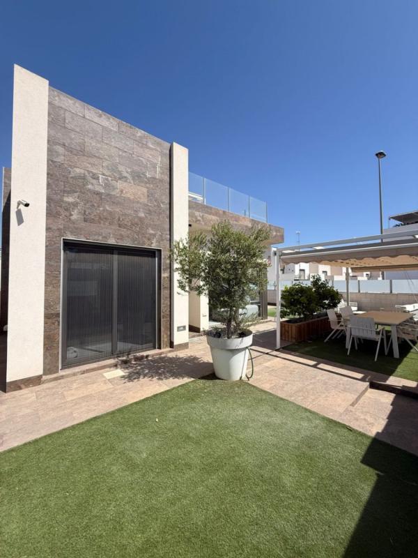 Продажа отдельного шале в  Casa o chalet en Villamartín, Orihuela, Ориуэла photo 5