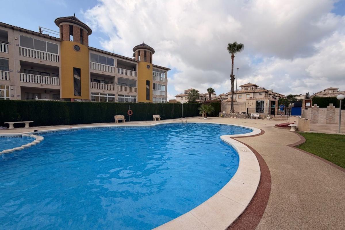 Venta de piso en Piso en Calle Columbretes, 4, Las Filipinas, Orihuela, Orihuela
photo 2