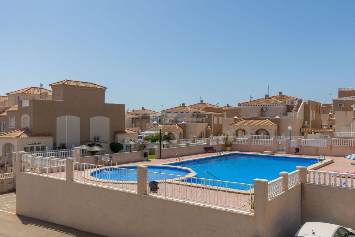 Sale of apartment in Piso en Avenida de la Mancha, 110, Aguas Nuevas, Torrevieja, Torrevieja
photo 4