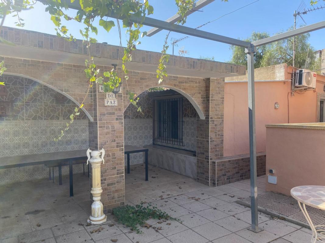 Propiedades en venta y alquiler en España photo 2