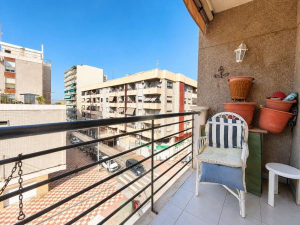 Venta de piso en Piso en Avenida Canalejas, Centro, Santa Pola, Santa Pola
photo 1
