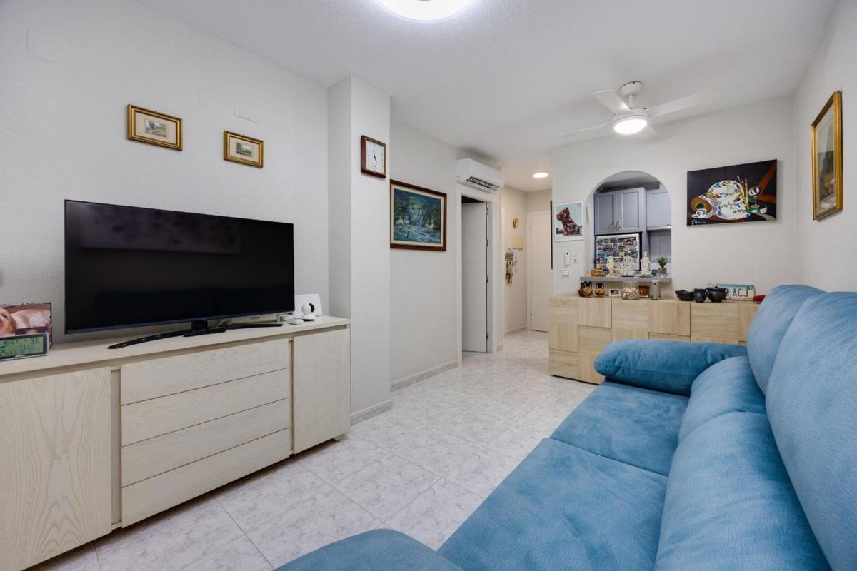 Продажа квартиры на Piso en Avenida Habaneras - Curva de Palangre, Torrevieja, Торревьеха
photo 1