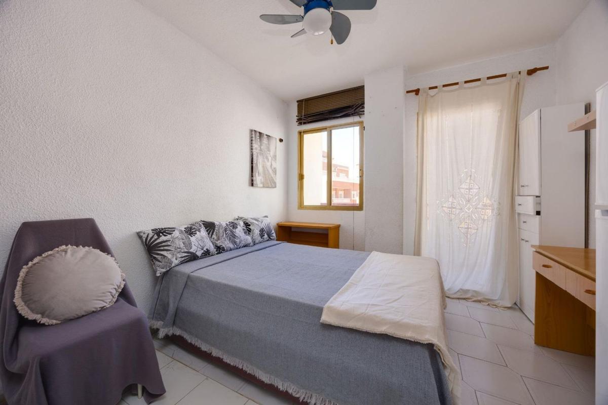 Продажа студии в Estudio en Centro - Muelle Pesquero, Torrevieja, Торревьеха photo 4