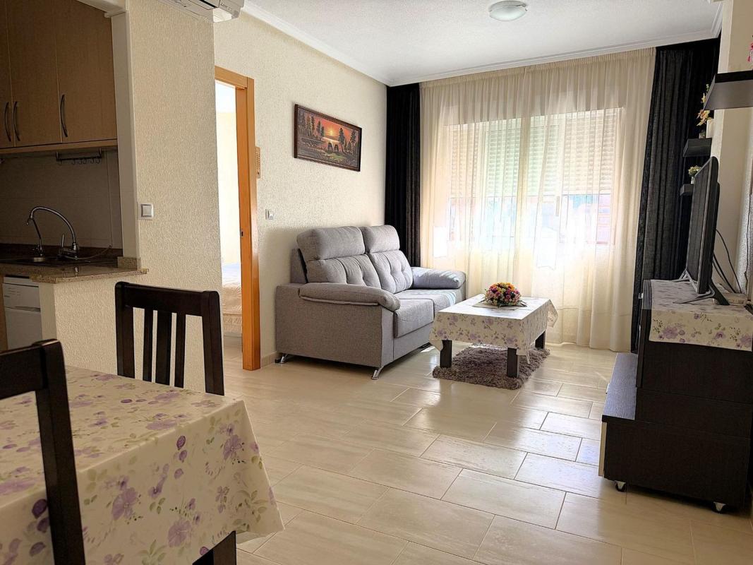 Продажа квартиры на Piso en Calle Maldonado s/n, Centro - Muelle Pesquero, Torrevieja, Торревьеха
photo 1