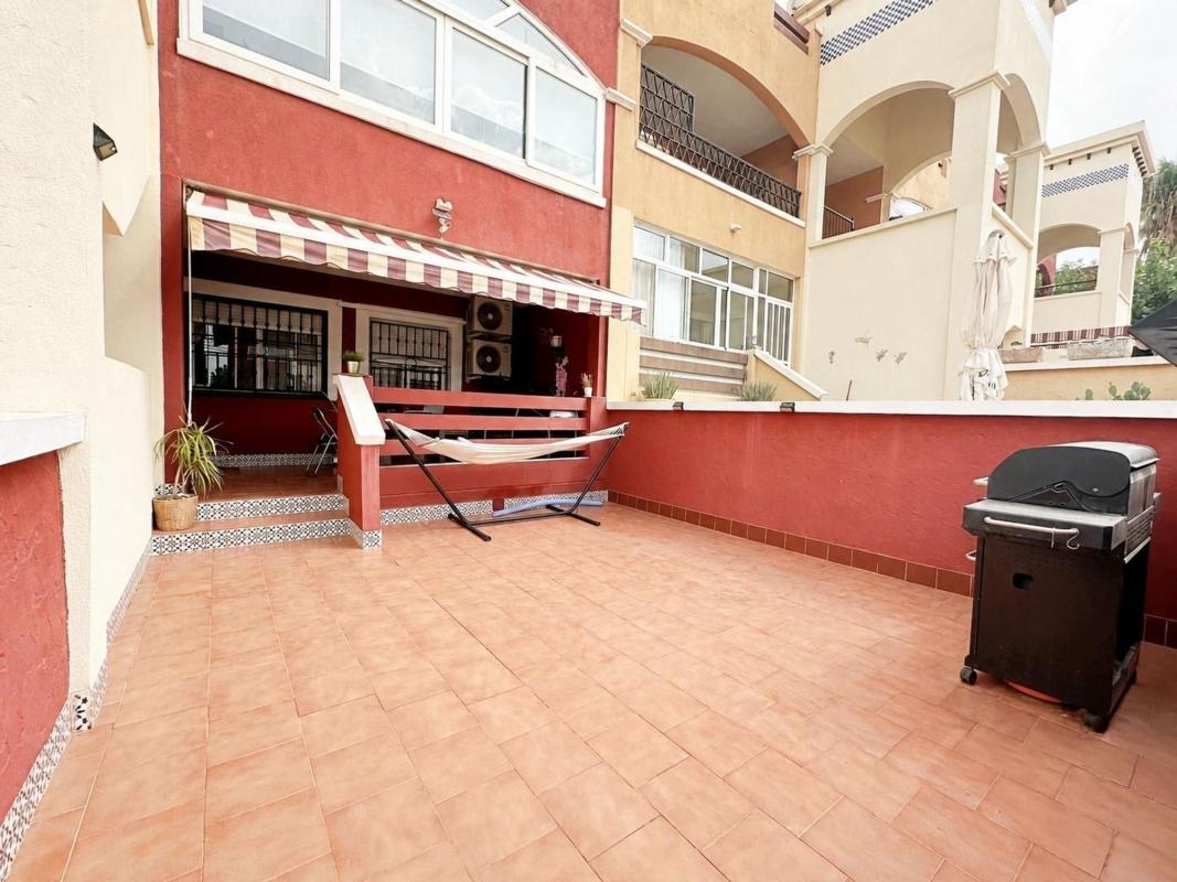 Недвижимость на продажу и в аренду в Испании photo 1