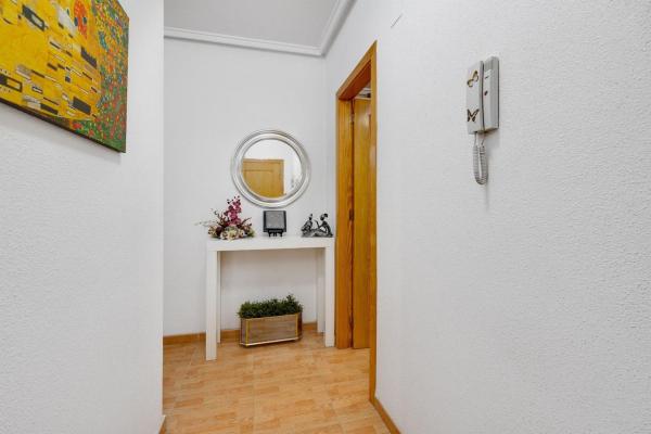 Piso en venta en  Piso en Parque de las Naciones, Torrevieja, Torrevieja photo 4